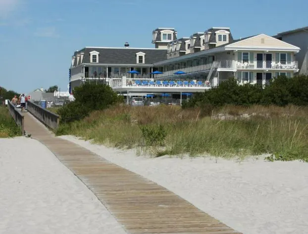 Fleur De Lis Beach Motel hotel detail image 3
