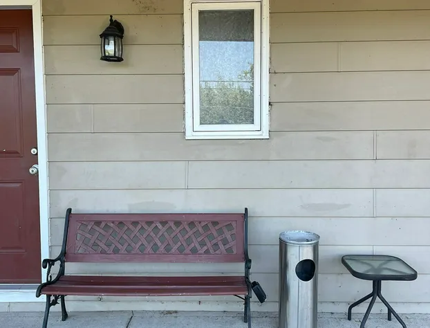 Peninsula Motel hotel detail image 2