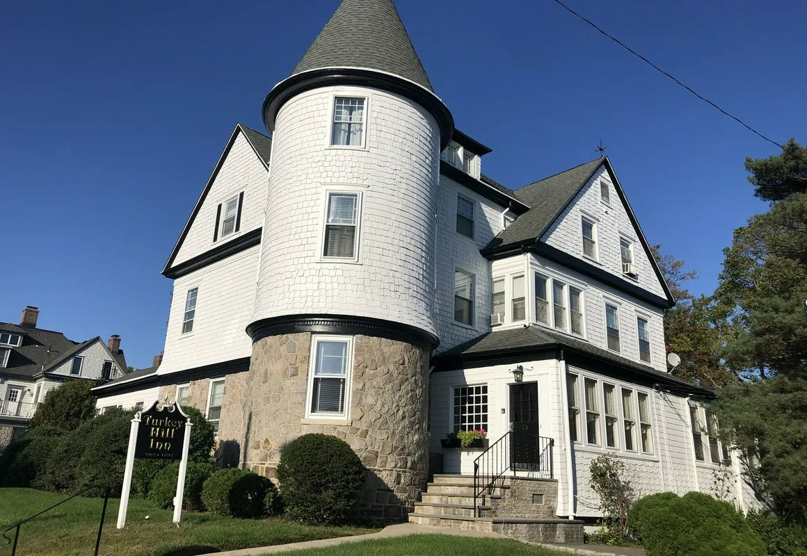 Turkey Hill Inn hotel hero
