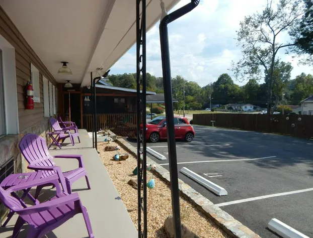 Sunset Motel hotel detail image 4