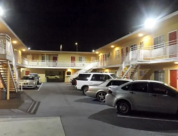 Top Hat Motel hotel detail image 2