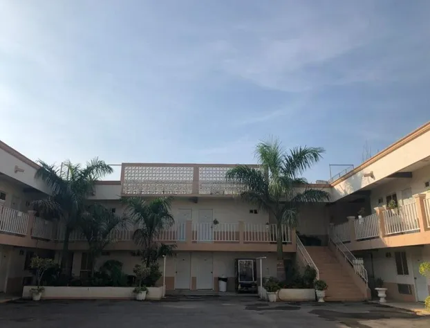 Hotel Santander Inn & Suites hotel detail image 2