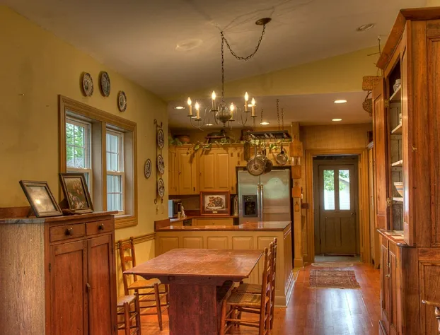 Emma's Bed and Breakfast hotel detail image 4