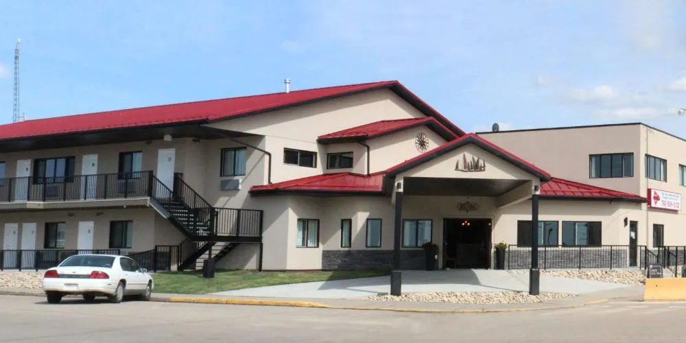 Alberta Beach Inn and Suites hotel hero