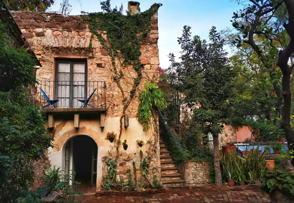 Casa de los Espíritus Alegres By Rotamundos hotel hero