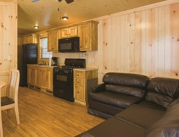 Sunset Lakes RV Resort hotel detail image 4