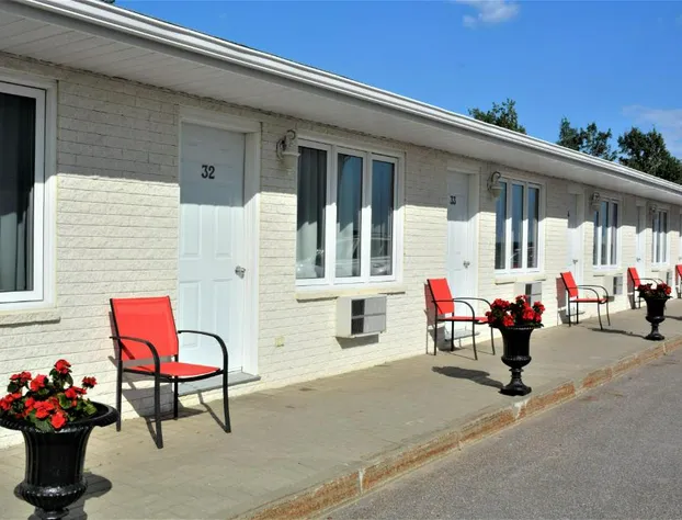 Motel Quatre Saisons hotel detail image 1