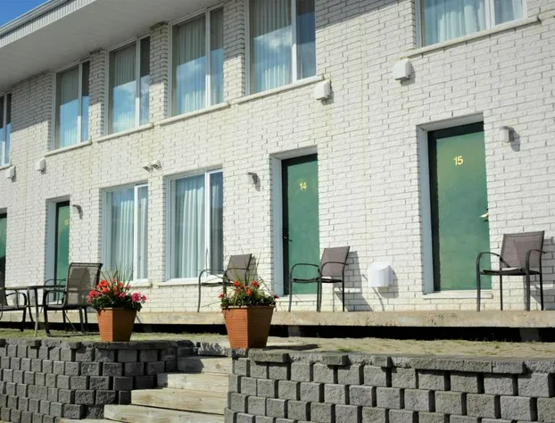 Motel Quatre Saisons hotel detail image 2