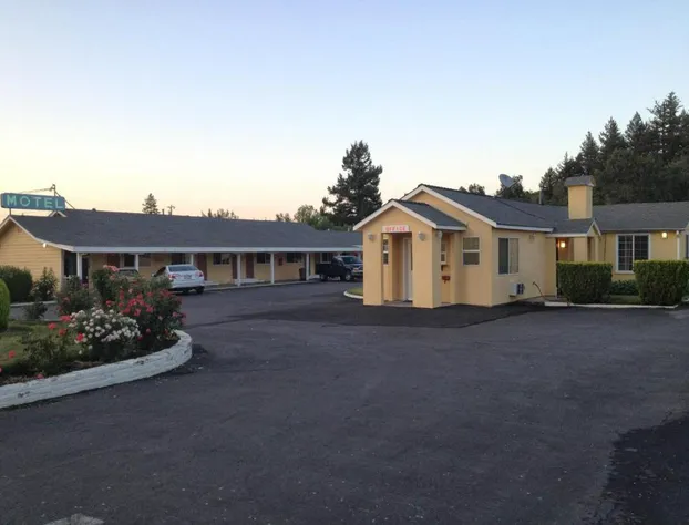 Edgewood Motel hotel detail image 1