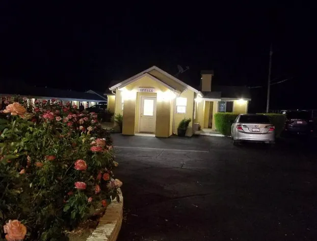 Edgewood Motel hotel detail image 2