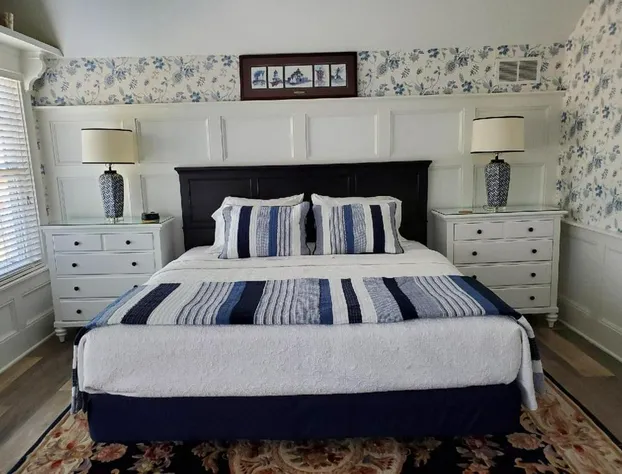 Anchor Inn Boutique Hotel hotel detail image 4