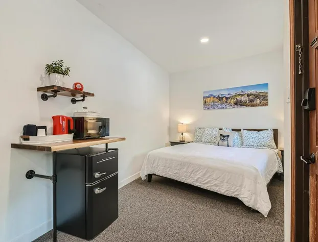 Uplift Inn hotel detail image 4