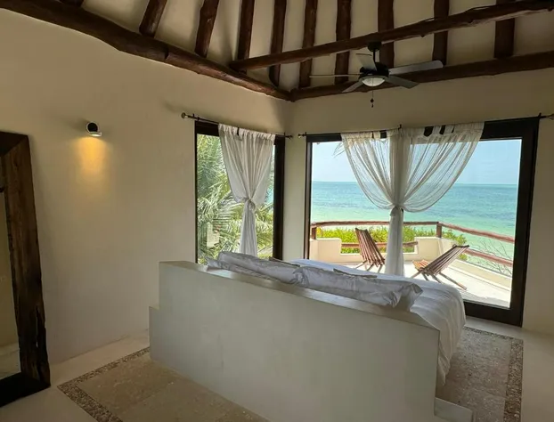 Casa Punta Coco & Beach Club hotel detail image 2