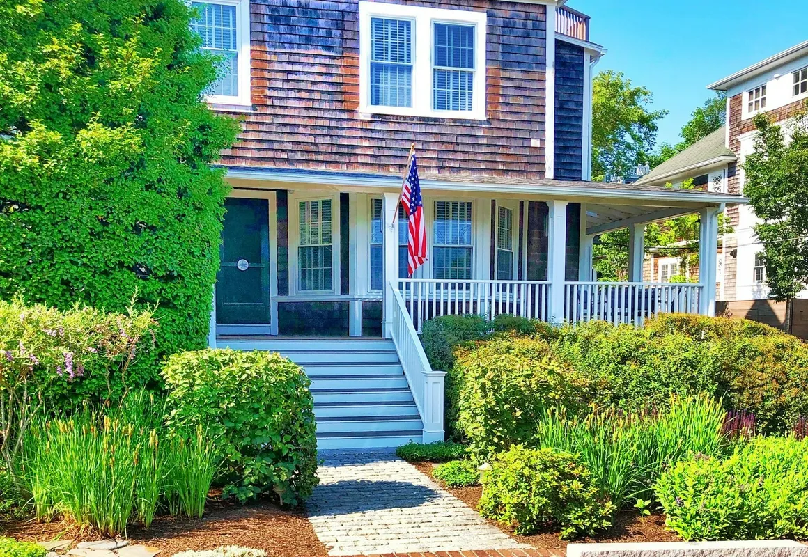 Crocker Inn hotel hero