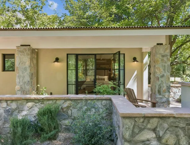 Sedona Views Bed & Breakfast hotel detail image 4