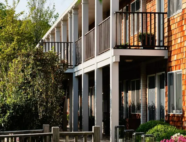 Journey East Hampton hotel detail image 1