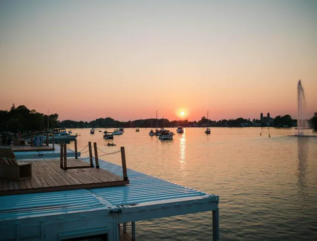 Flotel hotel detail image 1