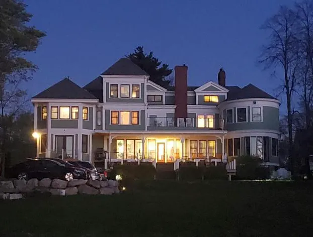 Saltair Inn Waterfront B&B hotel detail image 2