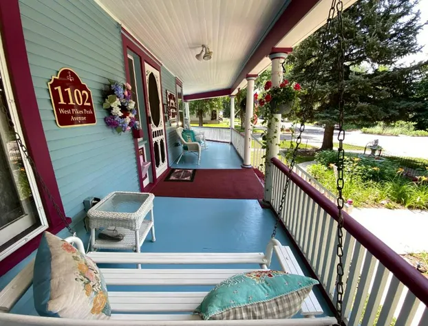 Holden House 1902 Bed & Breakfast Inn hotel detail image 2