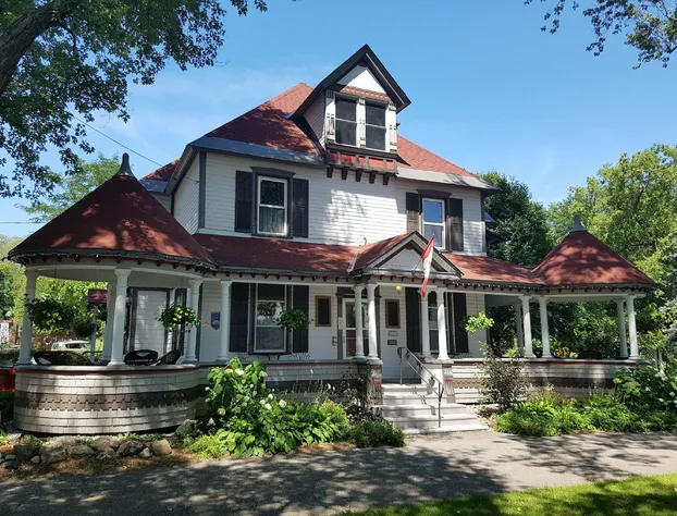 Les Trois Erables Boutique Inn hotel detail image 1