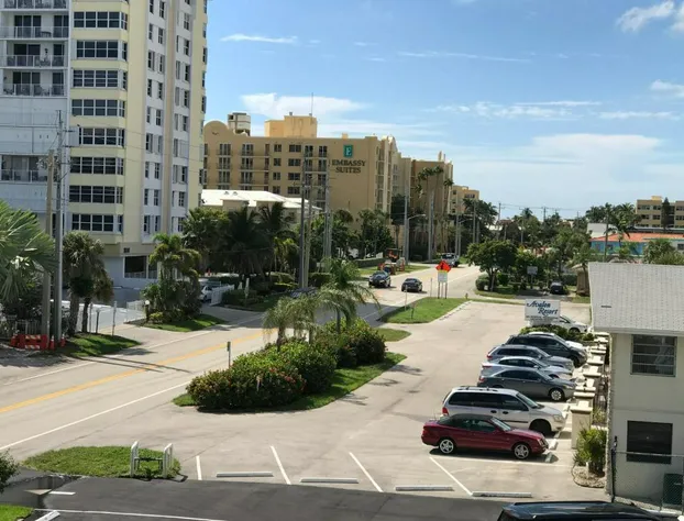 Ocean Villas of Deerfield hotel detail image 1
