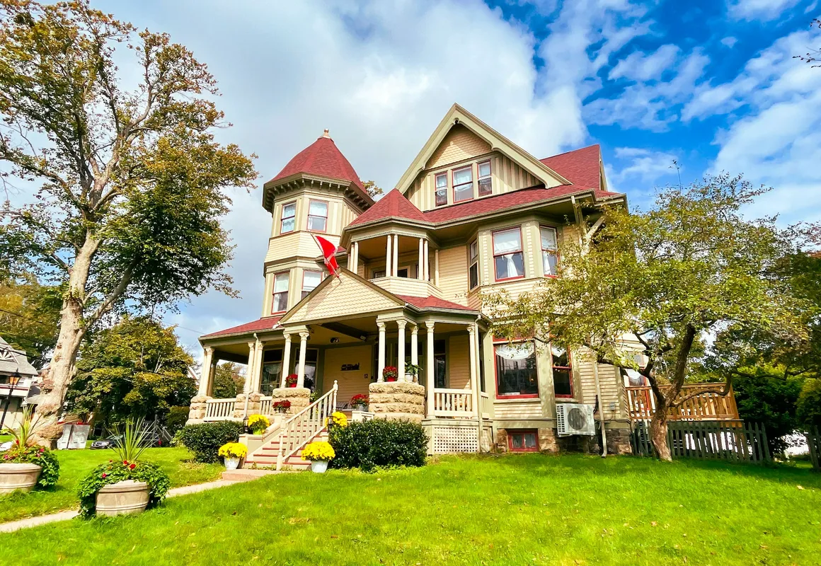 The Eden Hall Inn hotel hero