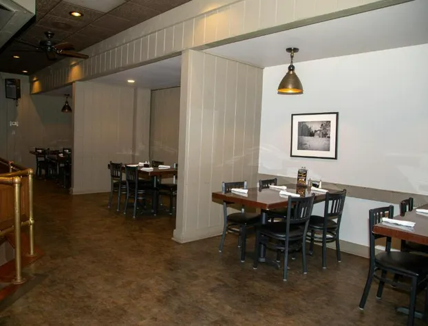 The Stables Inn and Suites hotel detail image 3