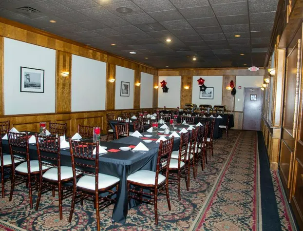 The Stables Inn and Suites hotel detail image 2