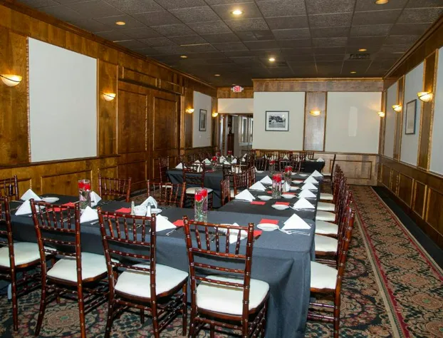 The Stables Inn and Suites hotel detail image 3