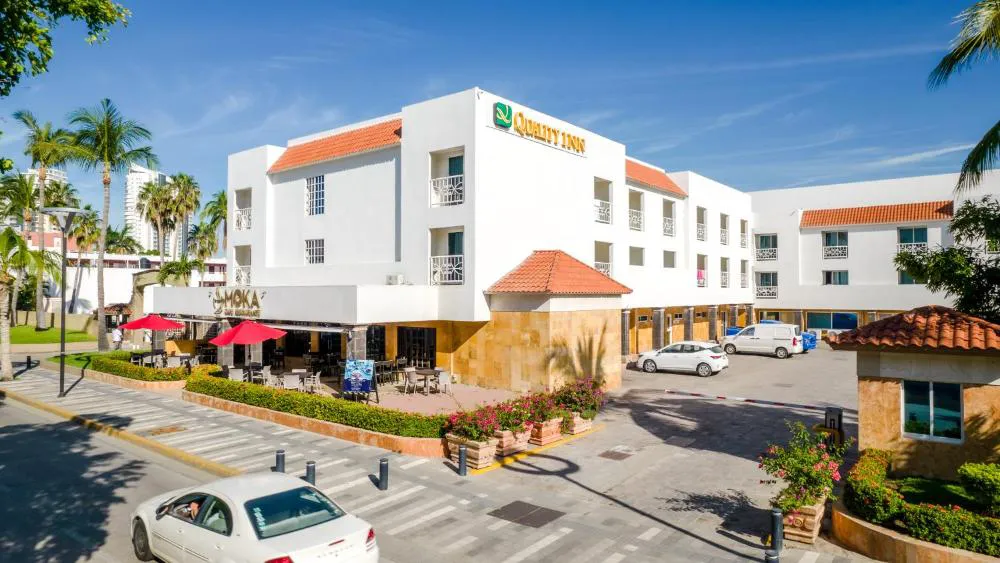 Quality Inn Mazatlan hotel hero