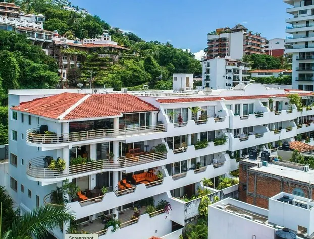 Luxury Condo Romantic Zone-Beach hotel detail image 2