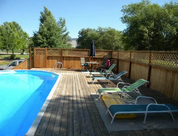 Dancing Moon Bed & Breakfast hotel detail image 2