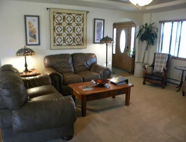 Dancing Moon Bed & Breakfast hotel detail image 4