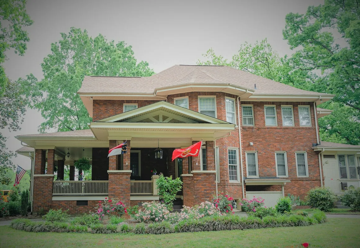 Sweet Tea Bed Breakfast hotel hero