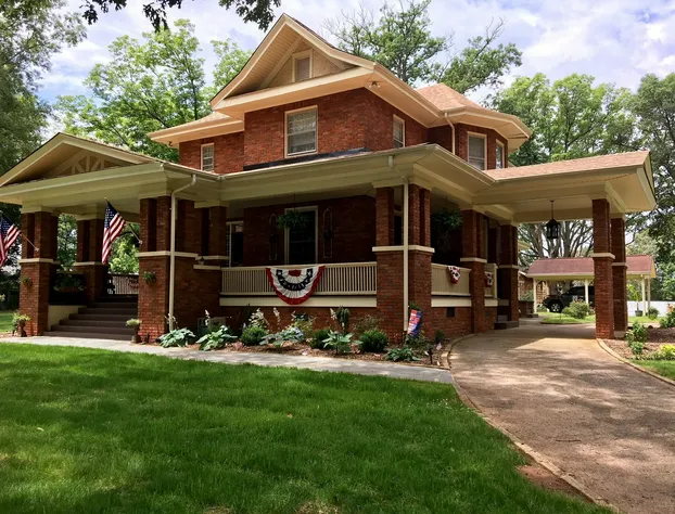 Sweet Tea Bed Breakfast hotel detail image 1