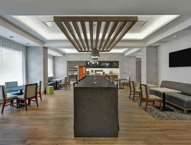 Hampton Inn by Hilton Peterborough hotel detail image 3