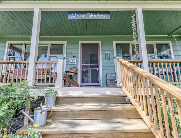 Moonshadow Bed and Breakfast hotel detail image 2