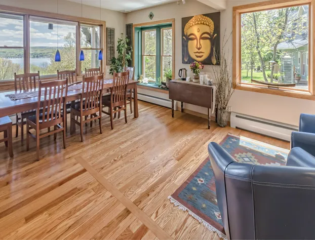 Moonshadow Bed and Breakfast hotel detail image 4