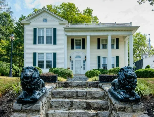 Tolley House hotel detail image 1