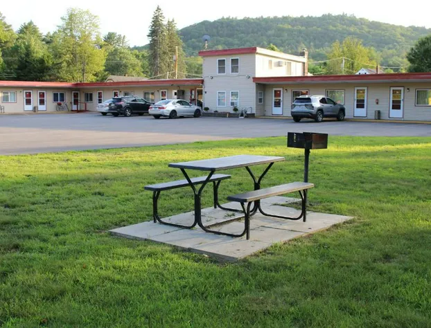 Claremont Motor Lodge hotel detail image 1