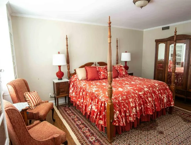 Valparaiso Inn Bed & Breakfast hotel detail image 4