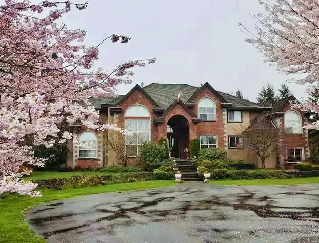 Cedar Manor Bed and Breakfast hotel detail image 1
