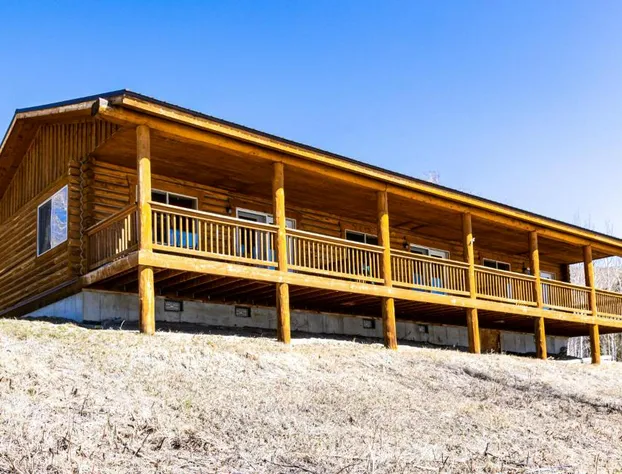 Half Moon Lake Lodge hotel detail image 2