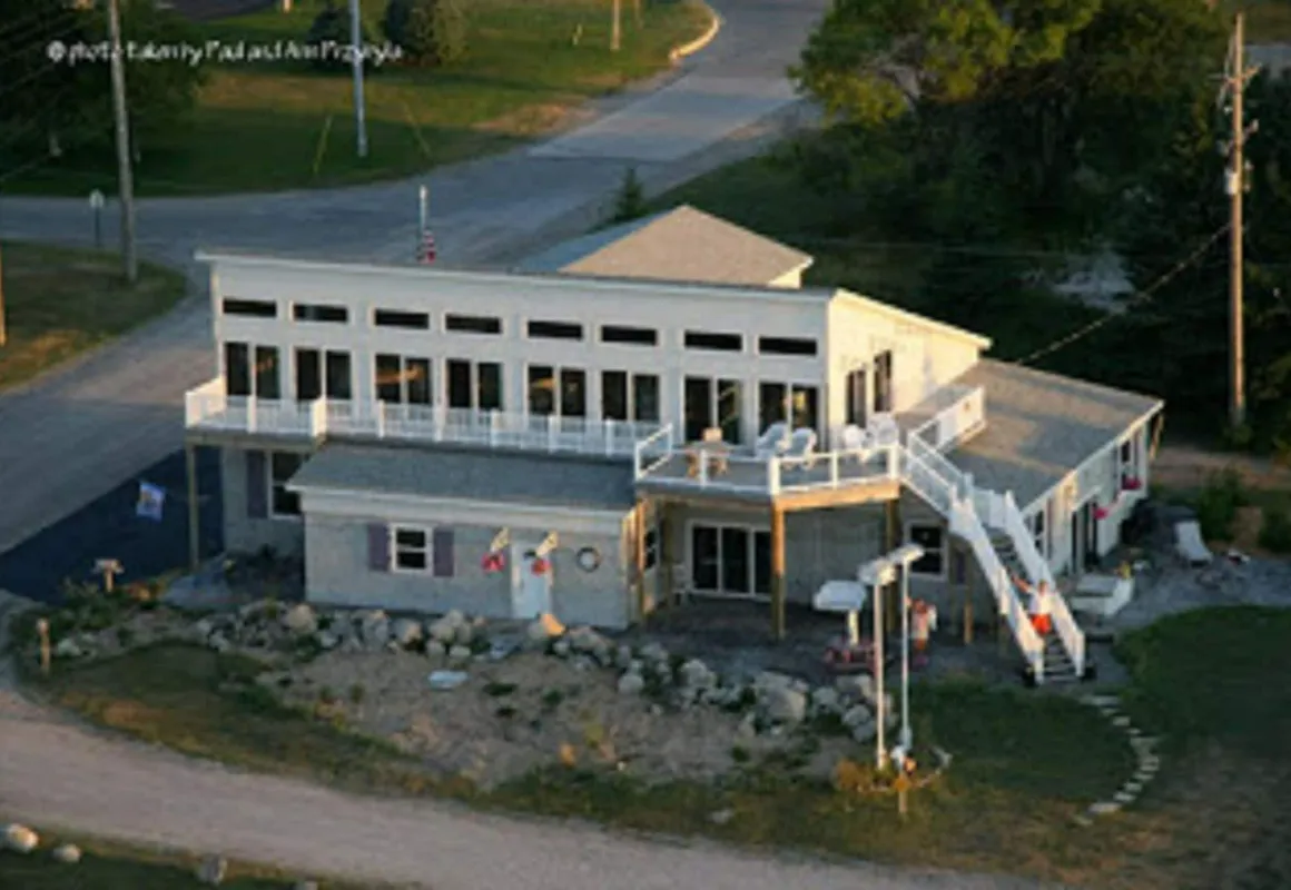The Purple Martin Inn hotel hero