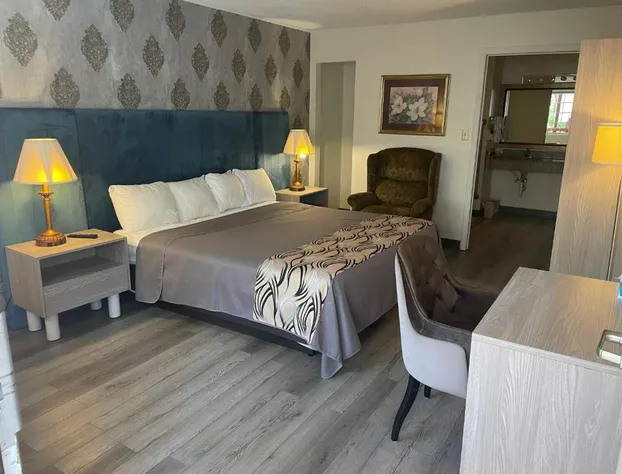 Village Inn of Hardy hotel detail image 2