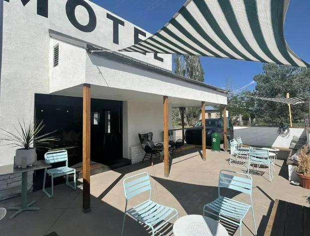 Mellow Moon Lodge hotel detail image 3
