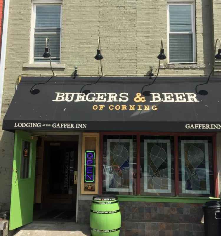 Lodging at the Gaffer Inn hotel hero