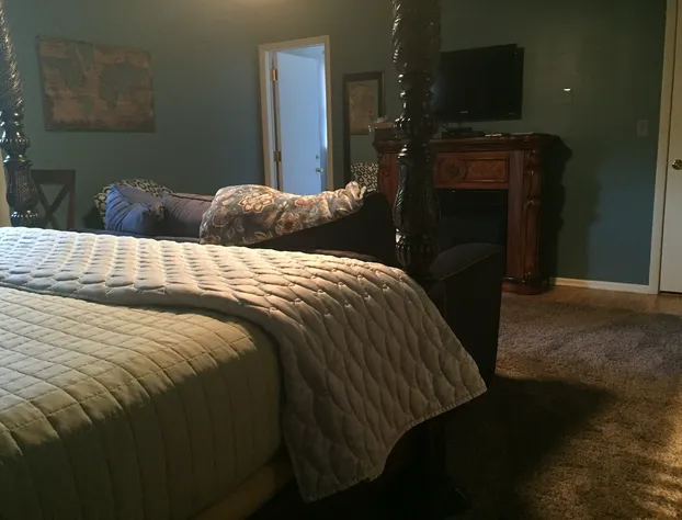 Up Up and Away Lodging hotel detail image 1