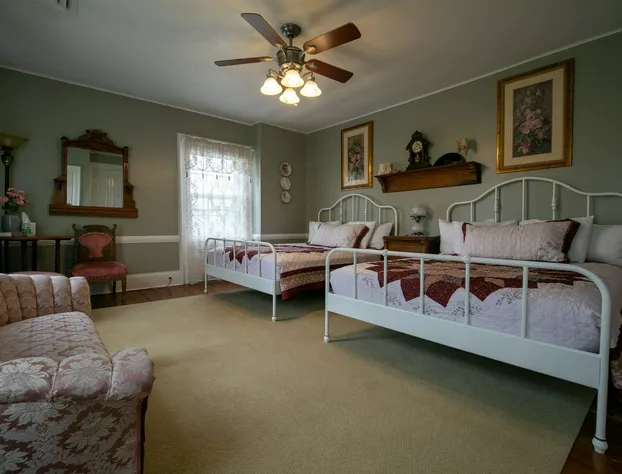 Willard Richards Inn hotel detail image 3