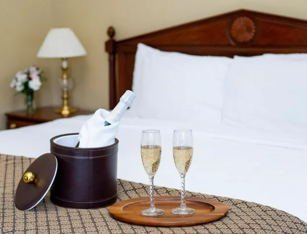 Athenaeum Hotel hotel detail image 4